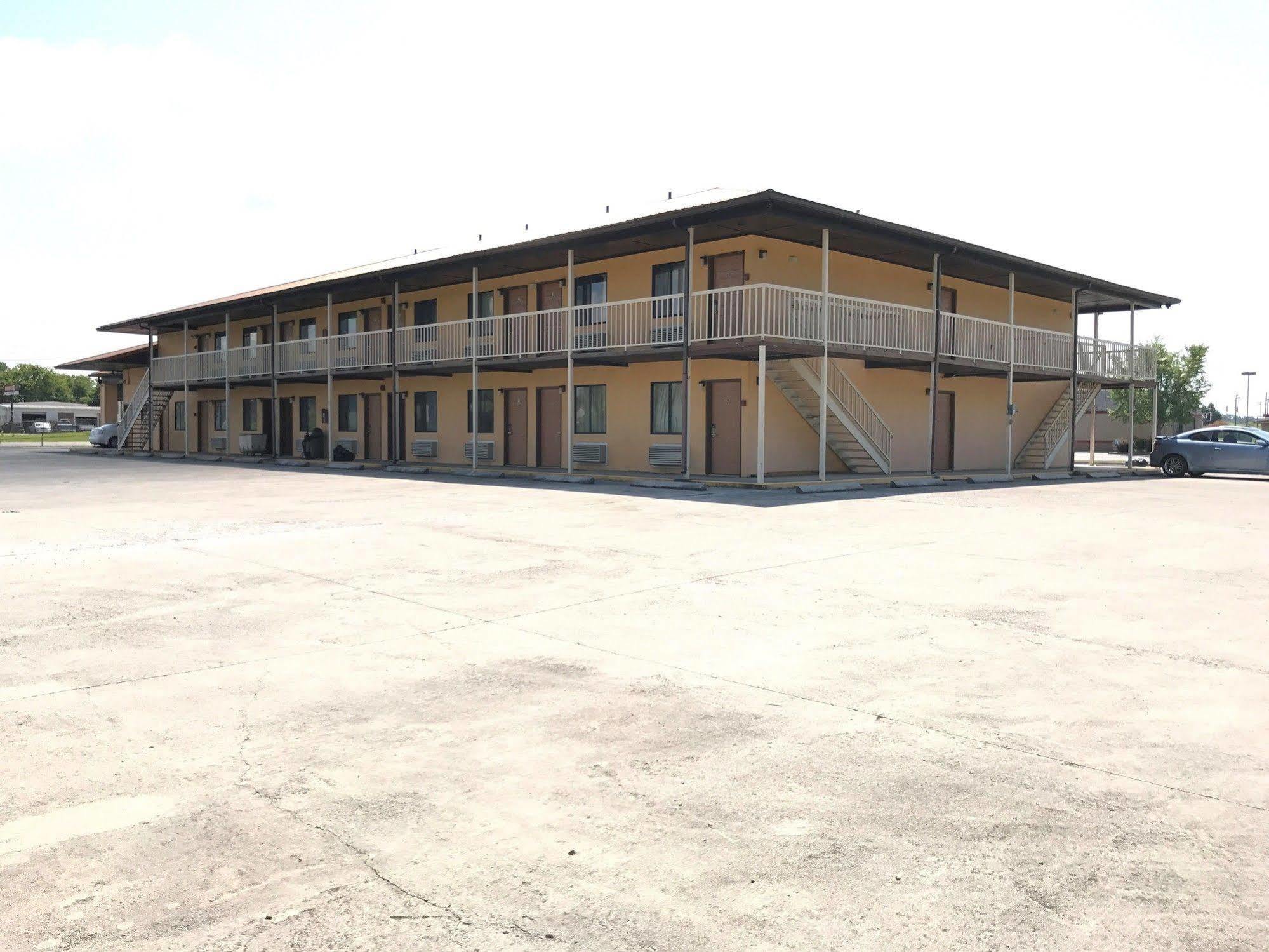 Motor Inns Of America Madisonville Exterior foto