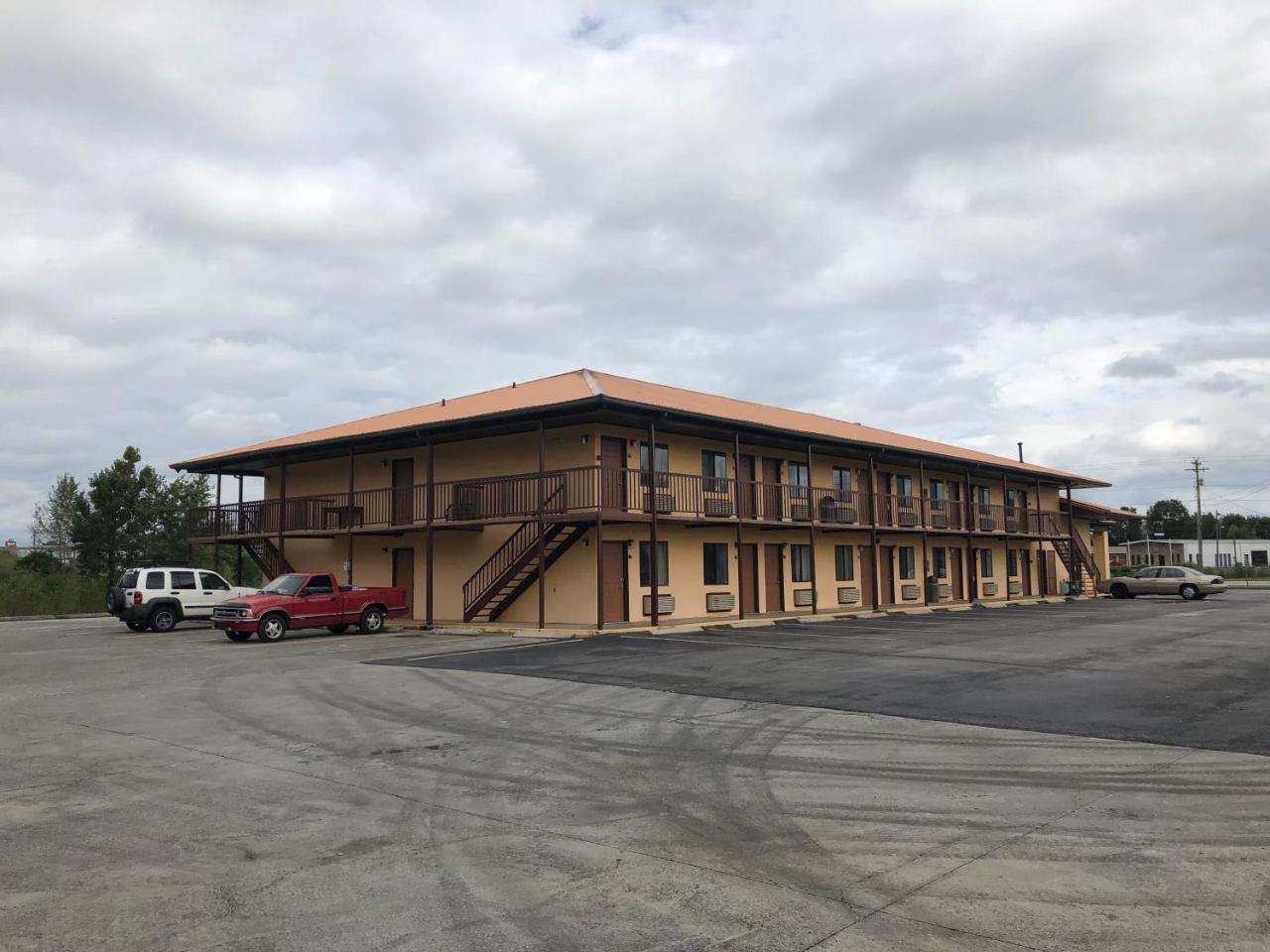 Motor Inns Of America Madisonville Exterior foto